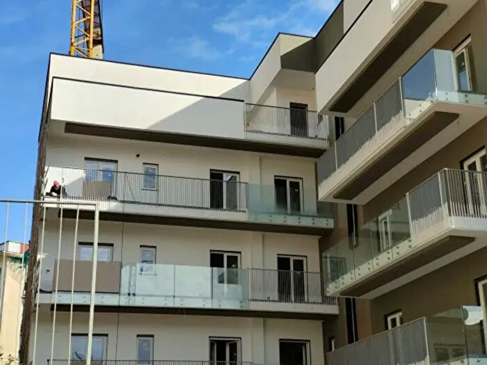 Appartamento trilocale in vendita in Via Vincenzo Semola, Pomigliano DArco