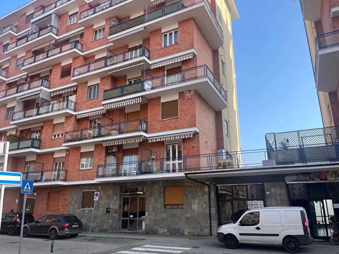 Appartamento bilocale in vendita in Via De Nicola, Beinasco