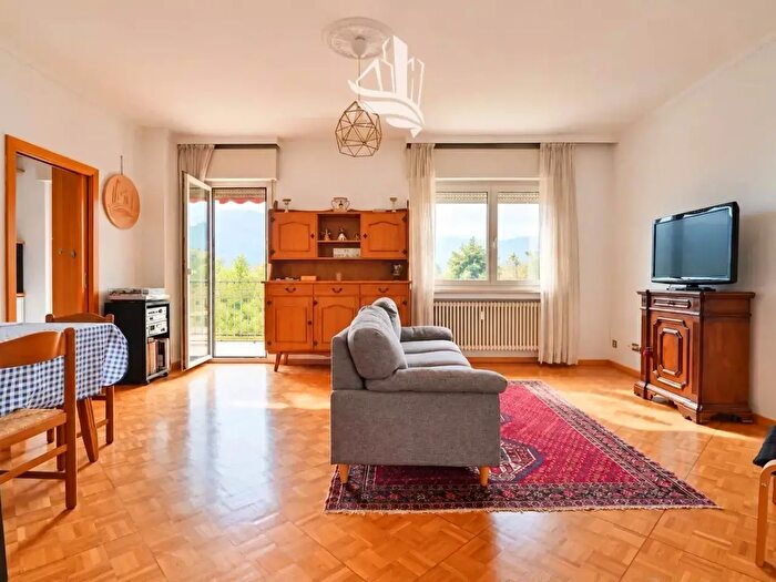 Appartamento quadrilocale in vendita in Via Castel Flavon, Bolzano