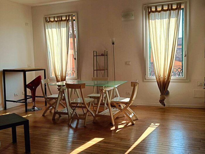 Appartamento monolocale in affitto in VIA DAZEGLIO, Saragozza dentro le Mura, Bologna