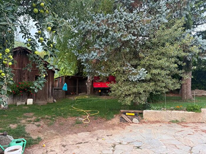 Casa con 7 locali in vendita in Cengio