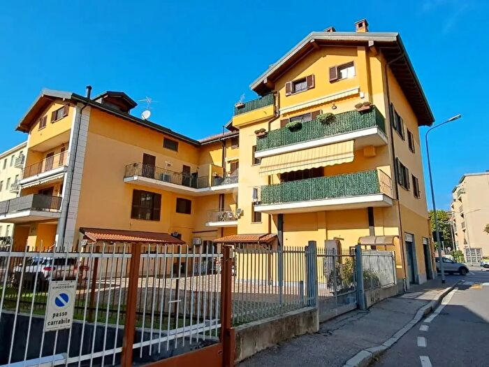 Case in Vendita e in Affitto - 3