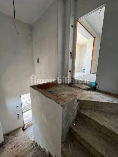 Casa trilocale in vendita in Reggio Emilia