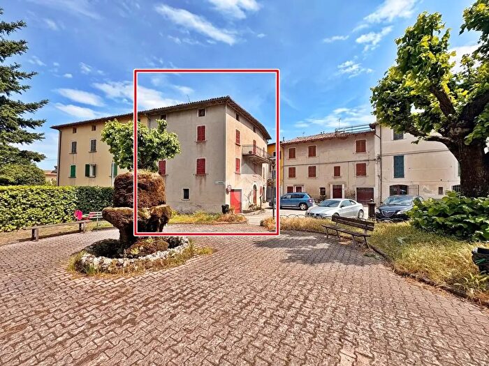 Casa monolocale in vendita in Via Filippo Venturi, Fossato Di Vico