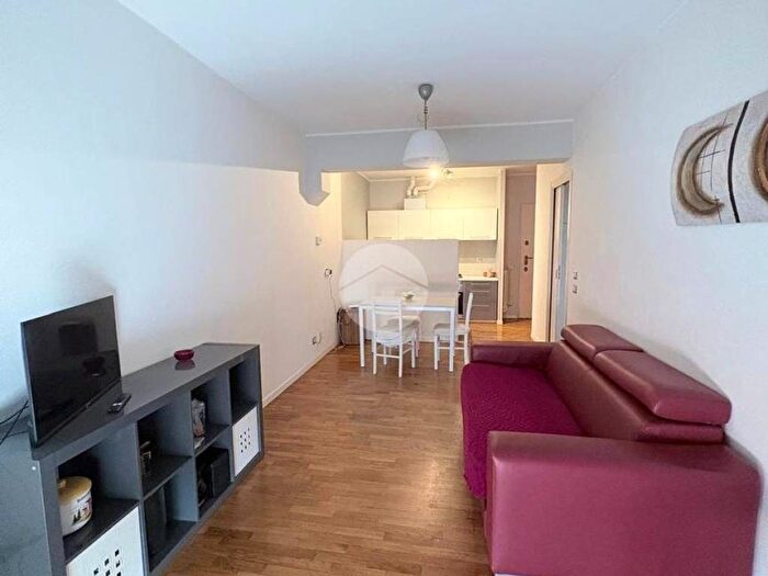 Appartamento bilocale in affitto in Via Vallazze, Città Studi, Milano
