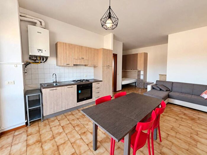Appartamento monolocale in affitto in LARGO ERFURT, Via Colombo, Piacenza