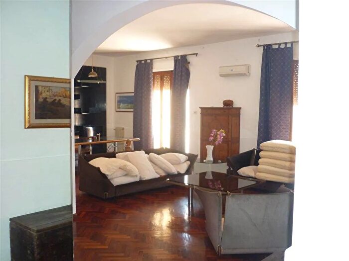 Appartamento quadrilocale in vendita in Siracusa