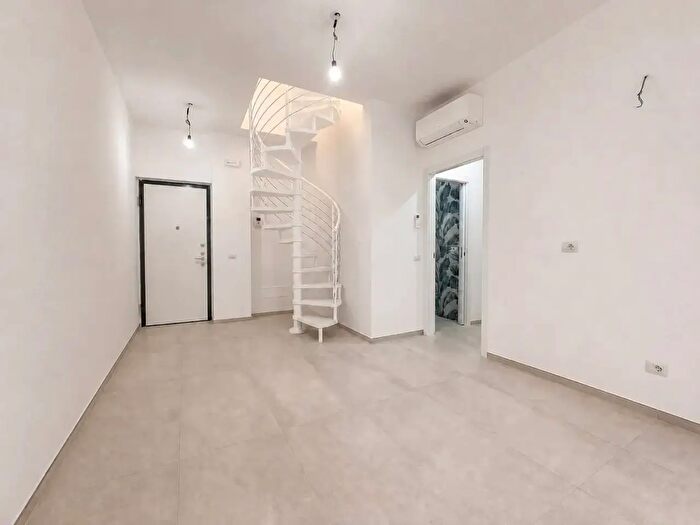 Appartamento trilocale in vendita in Via Mario Curzi, San Benedetto Del Tronto