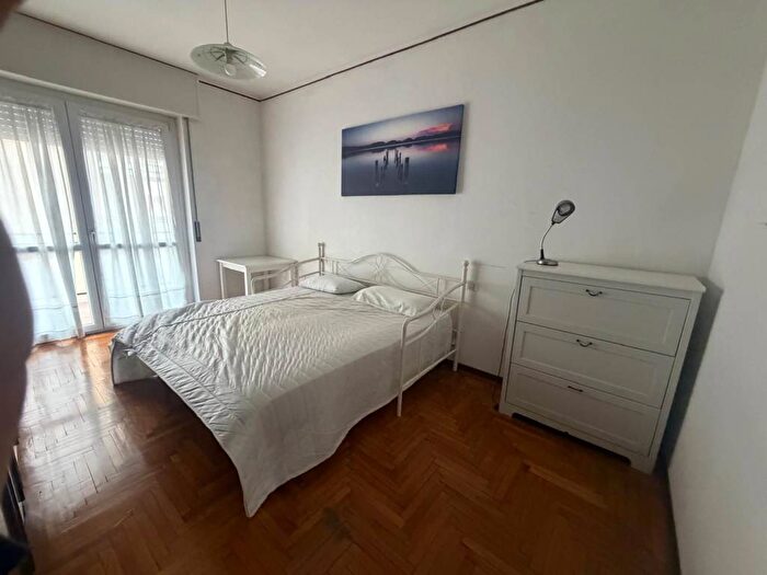 Appartamento trilocale in affitto in Via Cardinale Ascanio Sforza, Pezzotti Meda, Milano