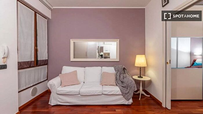 Appartamento in affitto in Via Lorenteggio, Giambellino, Milano