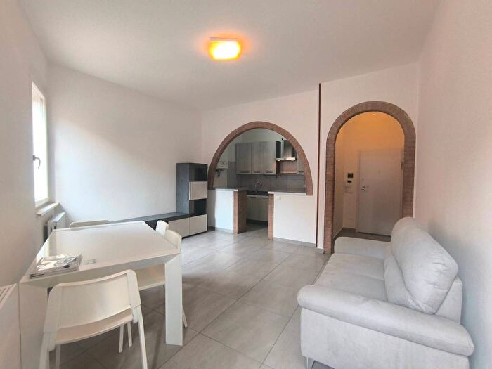 Appartamento trilocale in affitto in Via Borgo di Sotto, Centro Storico, Ferrara