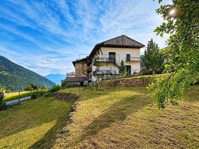 Casa con 10 locali in vendita in Località Cescatti, SantOrsola Terme