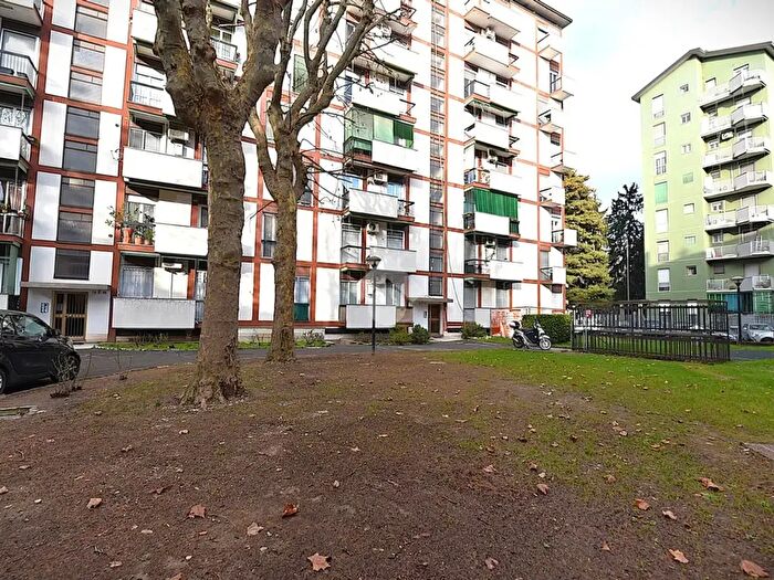 Appartamento bilocale in vendita in Viale Ungheria, Milano