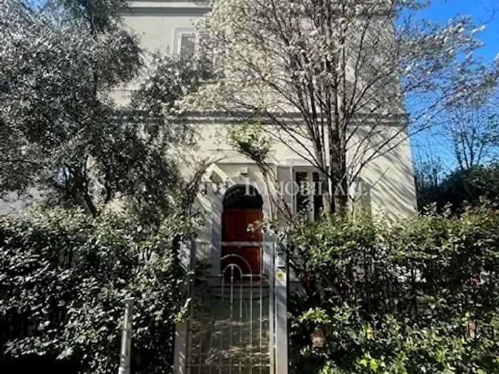 Casa con 5 locali in vendita in Livorno
