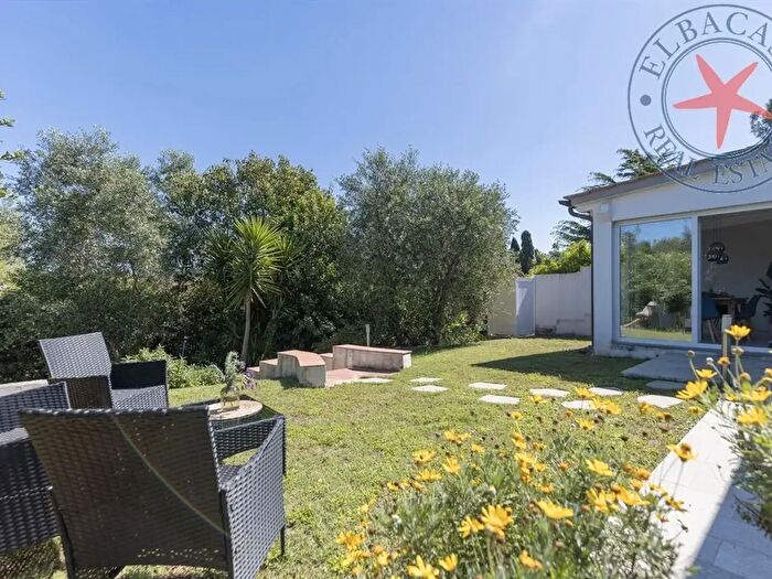 Appartamento trilocale in vendita in Portoferraio