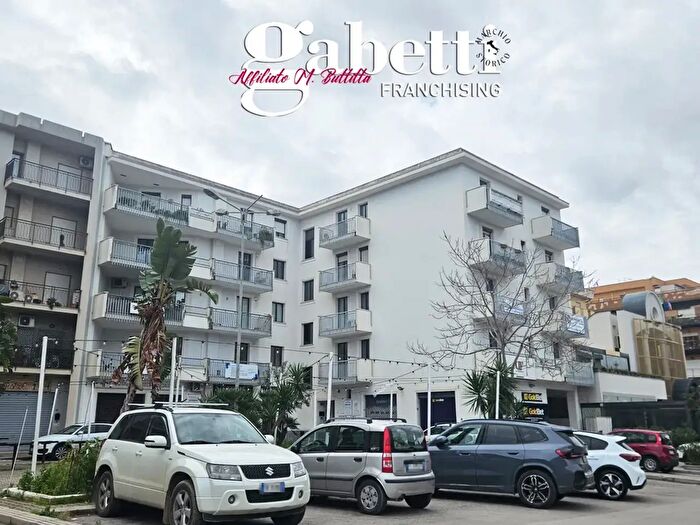 Appartamento con 5 locali in vendita in Via Bernardo Mattarella, Bagheria