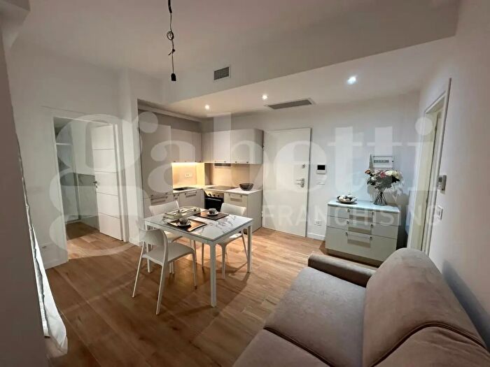 Appartamento bilocale in vendita in Via Minzoni, Borghetto Santo Spirito