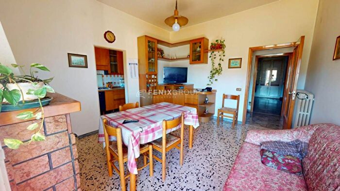 Appartamento con 5 locali in vendita in Via col Fiorito, San Benedetto Del Tronto