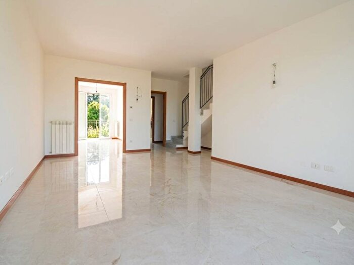 Appartamento bilocale in vendita in Via Badia, Centro, Stradella