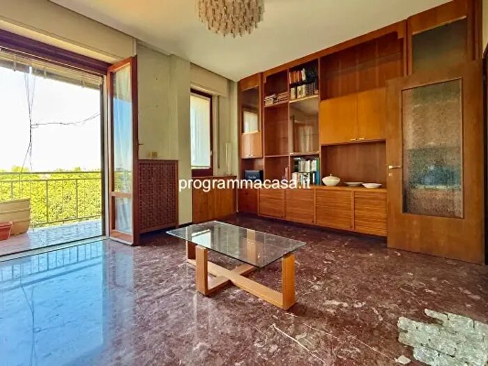 Appartamento trilocale in vendita in Via Basilicata, Segrate