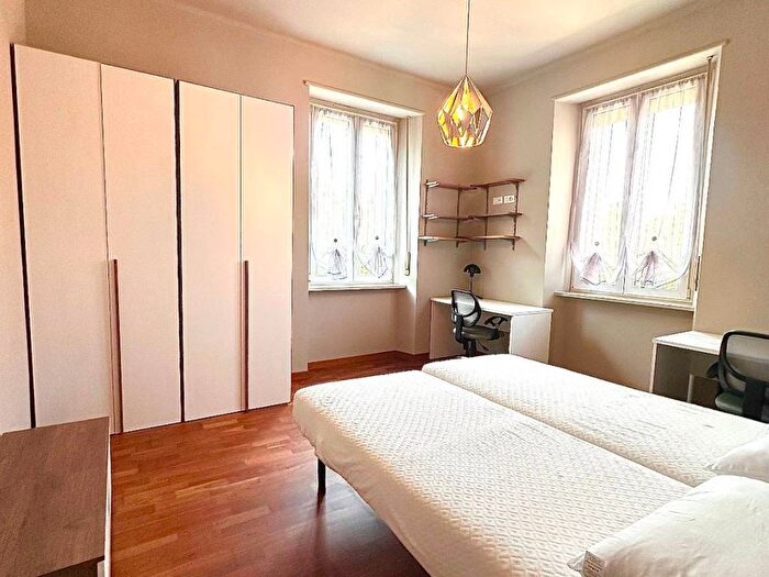 Appartamento trilocale in affitto in Via Frassineto, Cenisia, Torino