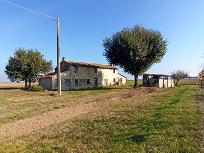 Casa con 6 locali in vendita in Via Beveta, Ravenna