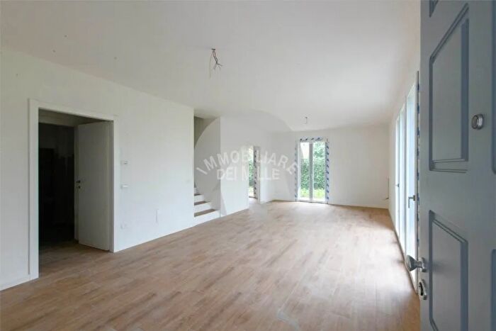 Casa trilocale in vendita in Reggio Emilia