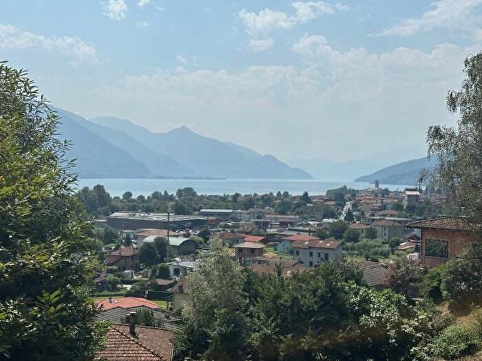 Casa trilocale in vendita in Via Gorgotto, Gravedona ed Uniti