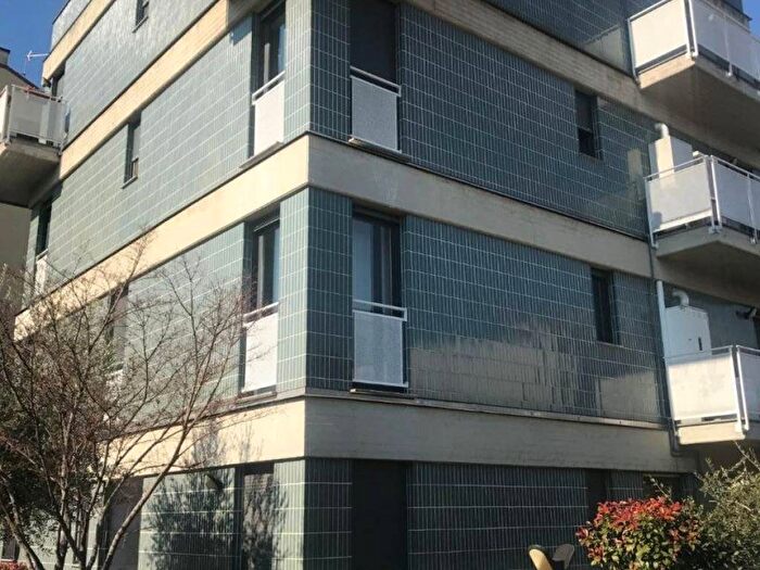 Appartamento monolocale in affitto in Via Feltre, Udine, Milano