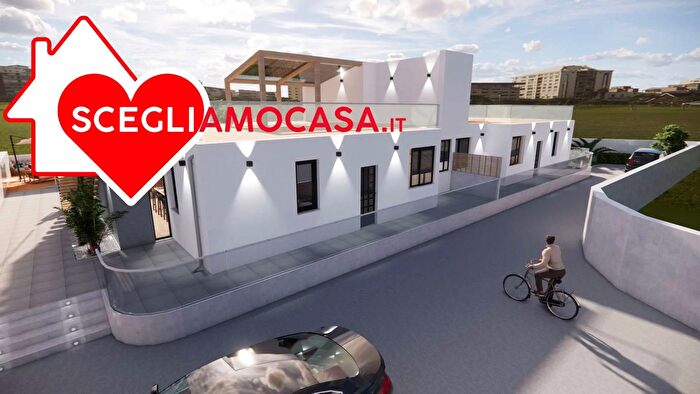 Casa con 8 locali in vendita in Loc Don Perri, Sellia Marina