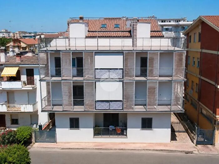 Appartamento bilocale in vendita in Via Garibaldi, Alba Adriatica