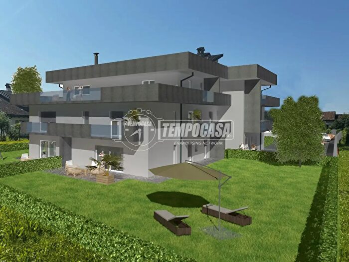 Appartamento trilocale in vendita in Via Villa, Sedico