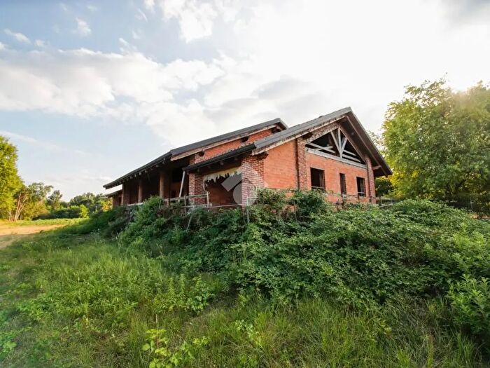 Casa con 6 locali in vendita in Via S Francesco al Campo, Rivarossa