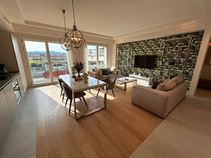 Casa quadrilocale in affitto in Via dell'Orcagna, Beccaria Colombo, Firenze