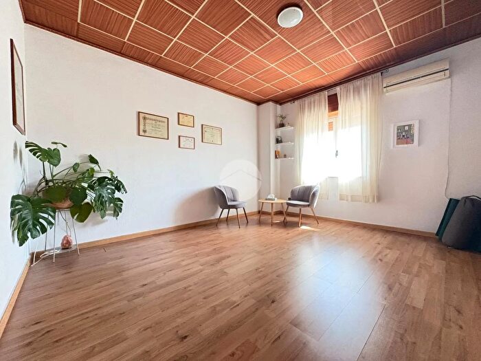 Appartamento trilocale in vendita in Via Sicilia, Montalto Uffugo