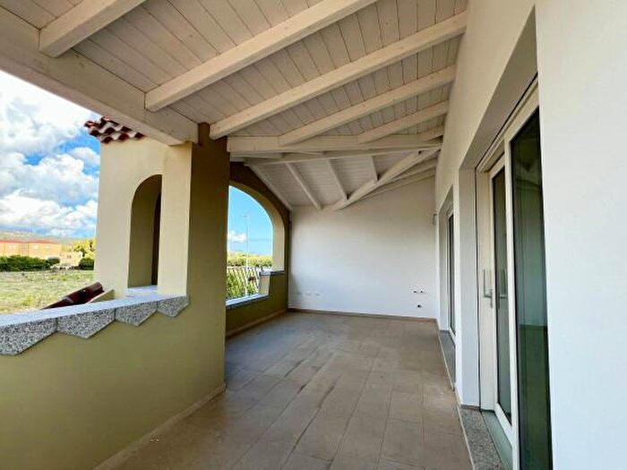 Appartamento trilocale in vendita in Budoni