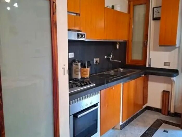 Appartamento trilocale in affitto in Livorno