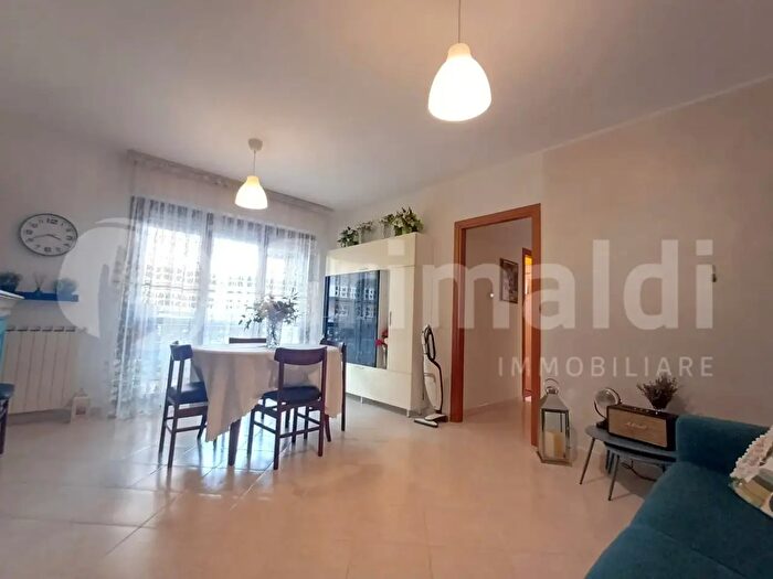 Appartamento trilocale in vendita in Raffaele Liberti, Roma