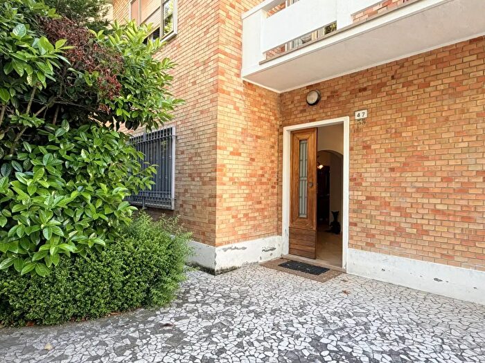 Appartamento trilocale in vendita in Viale Monfalcone, Pesaro