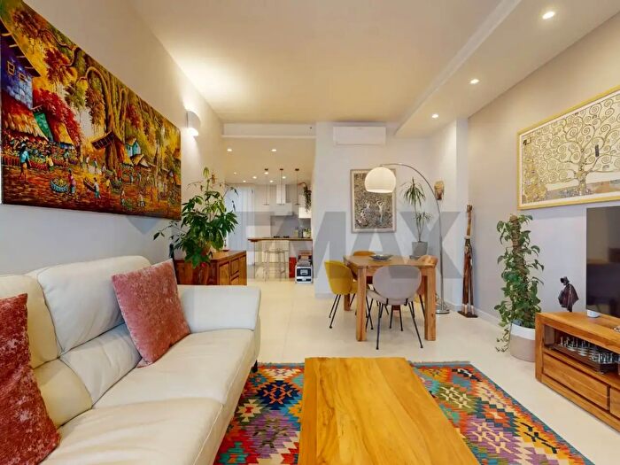 Appartamento quadrilocale in vendita in Viareggio