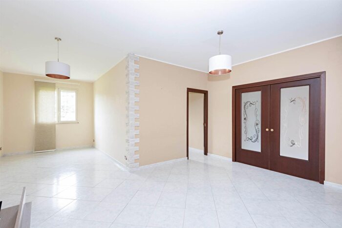 Appartamento trilocale in vendita in Tremestieri Etneo