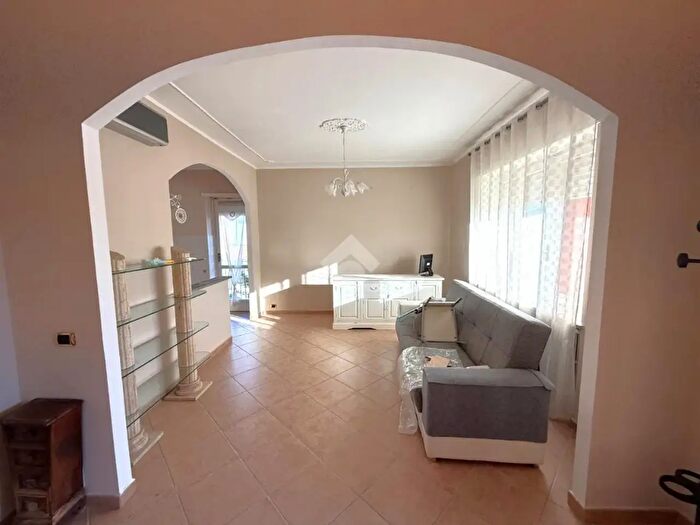 Casa con 5 locali in vendita in Via Domenico Minelli, Poirino