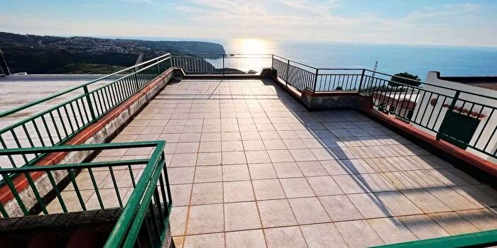 Casa trilocale in vendita in Bridge, San Nicola Arcella