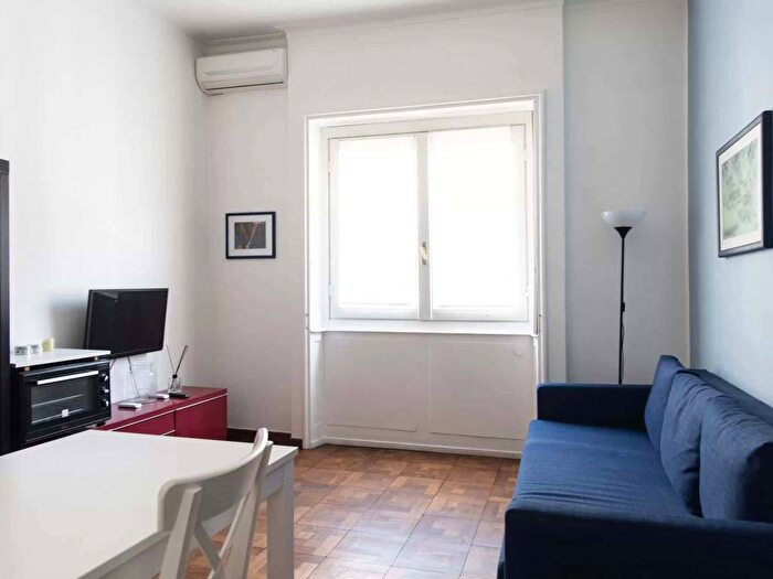 Appartamento bilocale in affitto in Via Cipro, Porta Vittoria, Milano