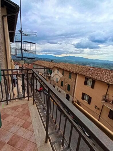 Appartamento quadrilocale in vendita in Via Costantino Tabolacci, Olevano Romano