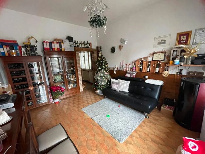 Appartamento quadrilocale in vendita in Via Cattaneo, Cattolica