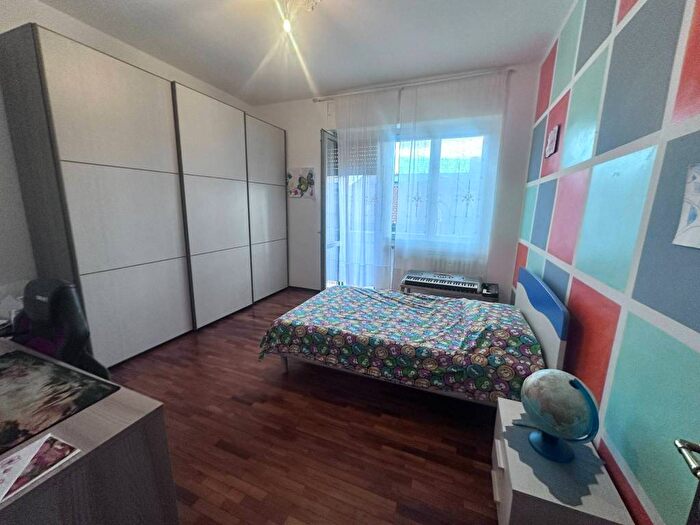 Appartamento trilocale in affitto in Via Damiano Chiesa, Borgo Piave Corso Europa Zona Ferrero, Alba