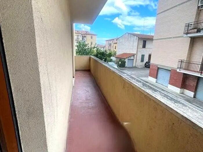 Appartamento con 6 locali in vendita in Pisa