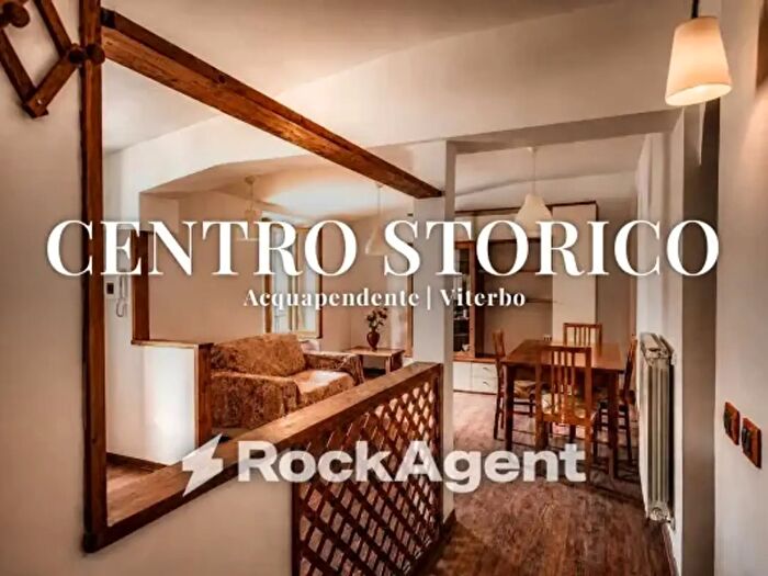 Appartamento trilocale in vendita in Via XV Maggio, Acquapendente