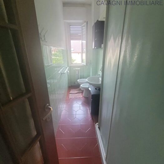 Appartamento trilocale in vendita in Via Garegnano, Milano